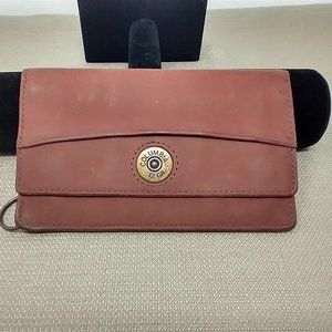 GUANG TONG BROWN LEATHER FOLD-OVER WALLET